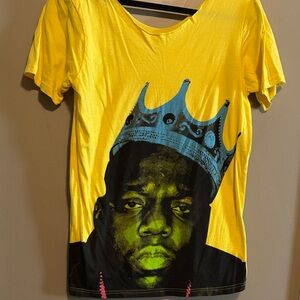 T-shirt size M-L collar has been cut but otherwise good condition 100% cotton